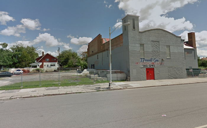 Oakman Theatre - Could Be The Empty Lot Or Powell And Sons Bldg (newer photo)